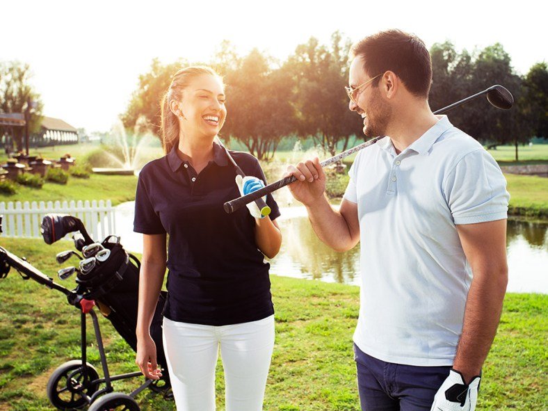 How to Play the Game of Golf With Your Friends:  A Comprehensive Guide to Mastering the Green